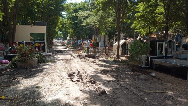 Predominan los entierros por Covid en panteones