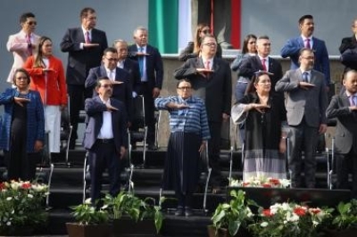 Con acusaciones en su contra y la presencia inesperada de Gobernaci&oacute;n, el INE arranca el proceso electoral 2027