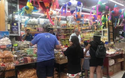 Bajas ventas de dulces y pi&ntilde;atas previo al D&iacute;a del Ni&ntilde;o