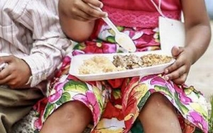 Al 43 por ciento de los mexicanos no les alcanza para los gastos de la casa: Inegi