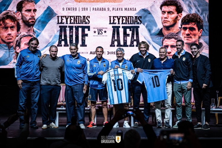 Uruguay postular&aacute; a Playa del Carmen como su primera opci&oacute;n de campamento para el Mundial 2026