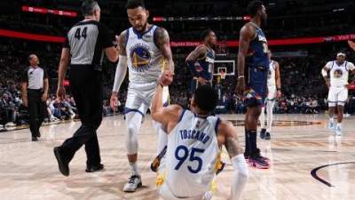 Con la victoria los Mavericks ponen presi&oacute;n en la Conferencia del Oeste en la NBA