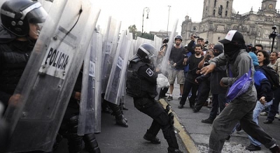 La SCJN avala el uso de la fuerza en manifestaciones p&uacute;blicas