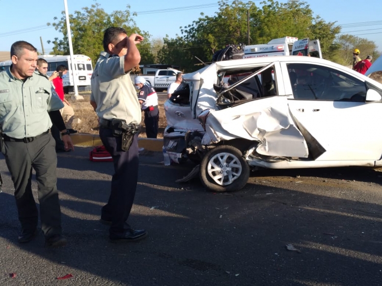 Cinco heridos en choque por la Costerita, en Culiac&aacute;n