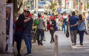 M&eacute;xico sum&oacute; 5 mil 557 nuevos contagios, y 50 defunciones por COVID-19