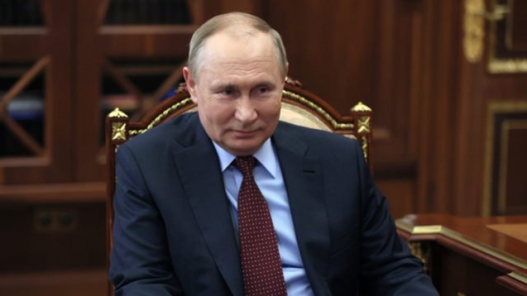 Rusia amenaza con expulsar a medios de EU si YouTube censura a su portavoz