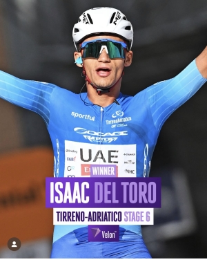 Ciclista mexicano Isaac del Toro gana sexta etapa de la Tirreno-Adri&aacute;tico
