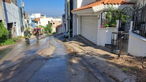 Al Sur de Culiac&aacute;n: grupo armado incendia y vandaliza una casa en Colinas de San Miguel