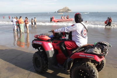 Ni&ntilde;os extraviados, el incidente m&aacute;s frecuente en las playas de Mazatl&aacute;n