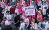 La juventud ya despert&oacute;, sacaremos a AMLO en 2024, dicen j&oacute;venes en marcha a favor del INE