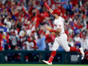 'Filis' apalea a los 'Astros' en Juego 3 de la Serie Mundial