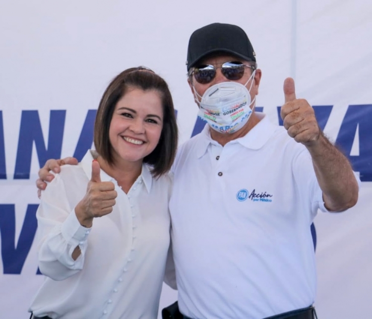 Se suma Roberto Gast&eacute;lum al proyecto de Liliana C&aacute;rdenas