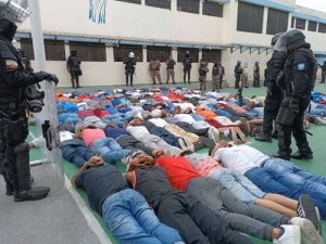 Nueva revuelta en una c&aacute;rcel de Ecuador deja 10 muertos