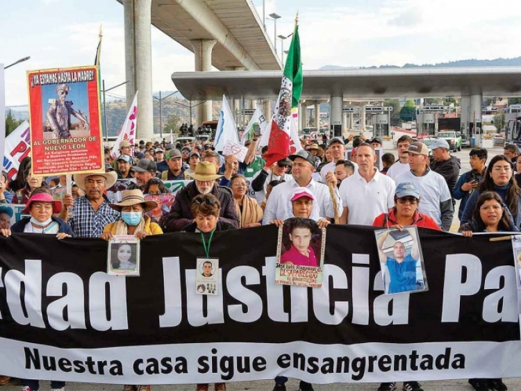 La marcha liderada por los Sicilia y los Lebar&oacute;n llega a la CDMX