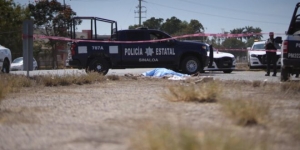 Confirman identidad de v&iacute;ctima arrojada sobre la M&eacute;xico 15, en Concheros, Ahome