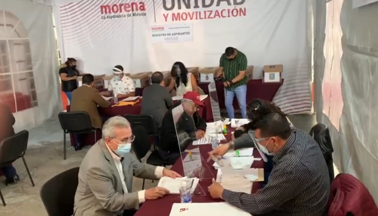 Candidatura de Morena a Gobernador de Sinaloa puede ser hombre o mujer: Rub&eacute;n Rocha