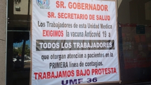 Personal de Salud de la Cl&iacute;nica 36 del IMSS exige vacuna anticovid
