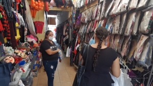 Comerciantes conf&iacute;an que las ventas repunten antes del 31 de Octubre