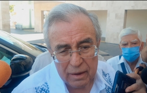 Ya hay desabasto de combustible por tomas de Pemex en Topolobampo y Guam&uacute;chil: Gobernador Rocha
