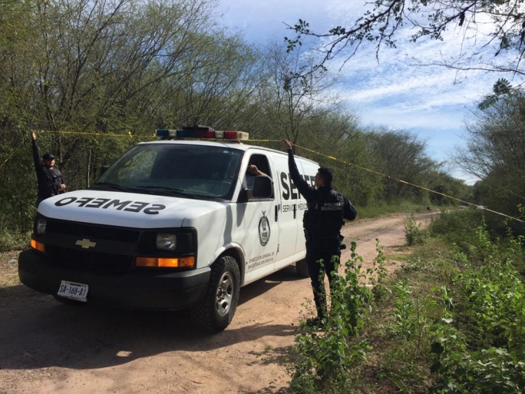 Encuentran hombre asesinado a balazos  a la altura de Pitahayita
