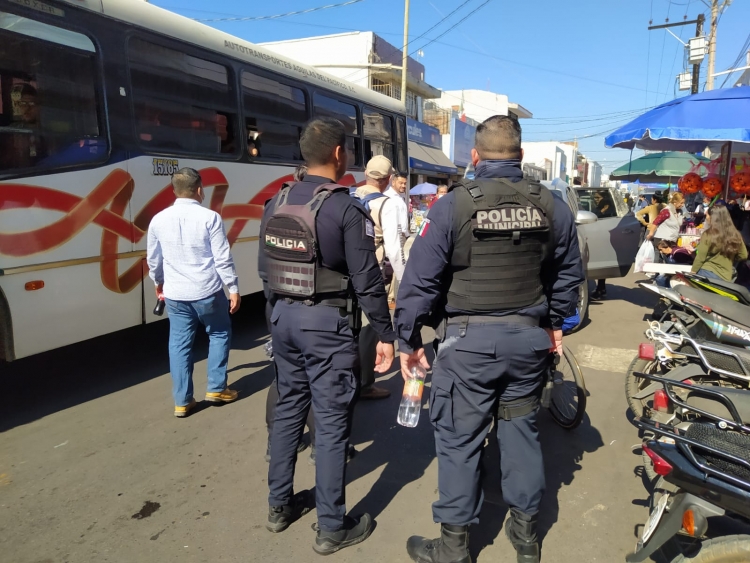 Detienen a 70 personas en operativo de seguridad del fin de semana en Mazatl&aacute;n