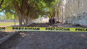 Un hombre es hallado asesinado junto a un campo deportivo en Villa Ju&aacute;rez, en Navolato; ten&iacute;a las manos y pies atados