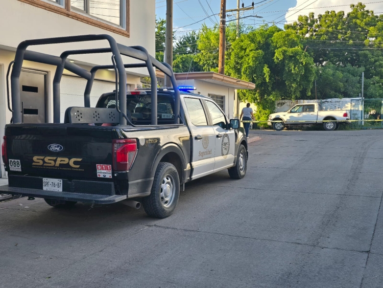 Matan a balazos a un hombre frente a un taller de carrocer&iacute;a, en la Colonia Recursos Hidr&aacute;ulicos, en Culiac&aacute;n