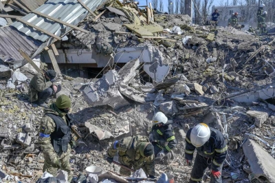 Escala Rusia la ofensiva contra Ucrania al emplear misil hipers&oacute;nico