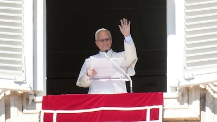El Vaticano confirma intervenci&oacute;n quir&uacute;rgica preventiva al Papa Le&oacute;n XIV previo a su gira por Sudam&eacute;rica