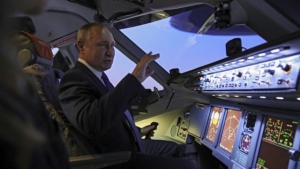 Putin presume de potencia de armamento ruso; est&aacute; dispuesto a compartirlo con sus aliados