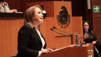 Universidad An&aacute;huac: Yasm&iacute;n Esquivel aprob&oacute; satisfactoriamente su tesis doctoral