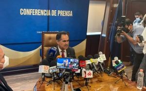 Destapa Madue&ntilde;a a su equipo de colaboradores en la UAS