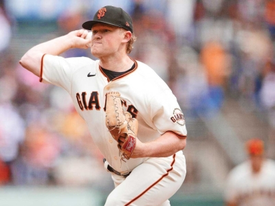 Logan Webb poncha a 10 para dar triunfo a Gigantes