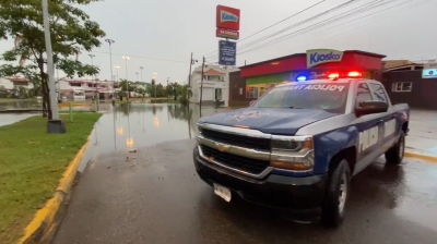 &iexcl;Tomen sus precauciones! Cierran cinco v&iacute;as de circulaci&oacute;n en zonas inundables de Mazatl&aacute;n