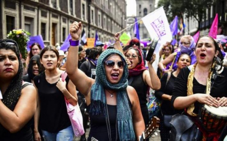 Consulta popular dar&aacute; pie a esclarecer decisiones del pasado si gana el s&iacute;