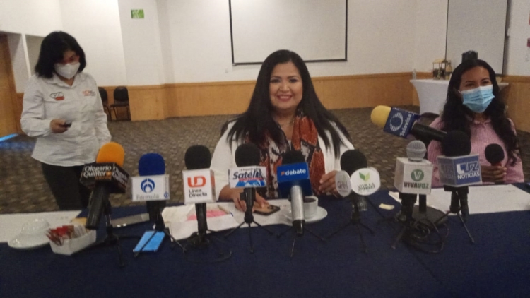 Asegur&oacute; Rosa Elena Mill&aacute;n que no tiene invitaci&oacute;n para sumarse al gobierno con RRM