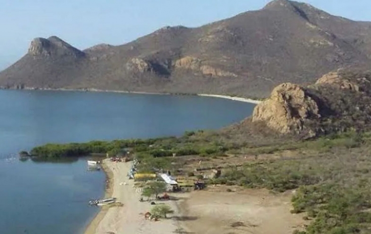 Por Covid-19, retiran campamento de ba&ntilde;istas en playa Navachiste, Guasave