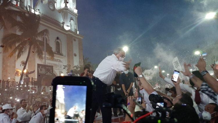 Rocha Moya prometi&oacute; combatir la corrupci&oacute;n si llega a la gobernatura: Cierre de campa&ntilde;a