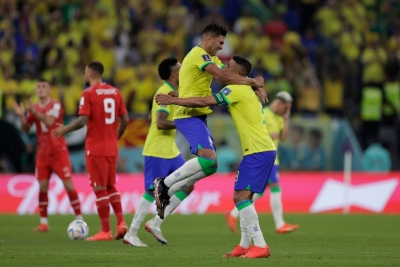 Con golazo de Casemiro, Brasil derrota a Suiza y consigue la clasificaci&oacute;n a octavos de final en el Mundial de Qatar