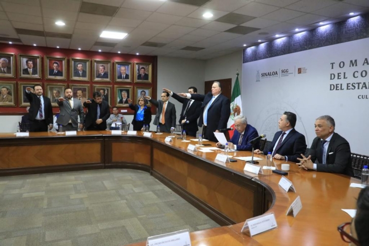 Mi gobierno no regalar&aacute; los Fiats: Rocha