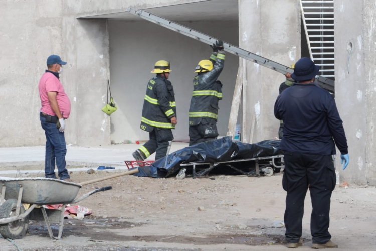 Muere trabajador de construcci&oacute;n tras descarga el&eacute;ctrica