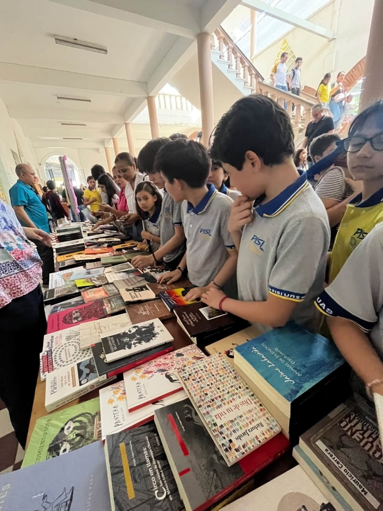 Entre libros, historias y conocimiento, la UAS fomenta el gusto por la lectura entre ni&ntilde;as, ni&ntilde;os y familias del Programa Infantil Sabatino de Ingl&eacute;s