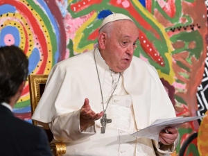 Papa Francisco padece de fiebre y cancela su agenda para este viernes, inform&oacute; El Vaticano