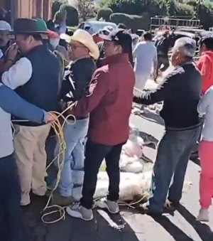 Habitantes del municipio El Oro, Estado de M&eacute;xico piden destituci&oacute;n de la alcaldesa morenista