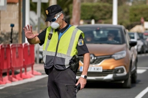 Detectan posible caso de coronavirus en hotel de Espa&ntilde;a y a&iacute;slan a cientos de turistas