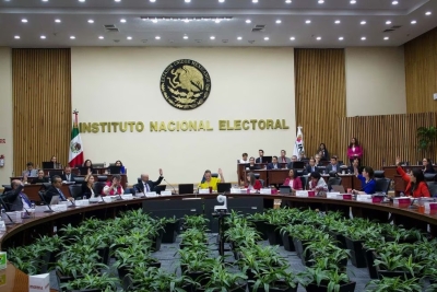 El INE concluye que el presidente no cometi&oacute; violencia pol&iacute;tica de g&eacute;nero contra X&oacute;chitl G&aacute;lvez