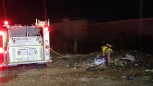 Acaban las llamas con varias viviendas en zona de invasi&oacute;n, en Culiac&aacute;n