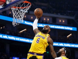 LeBron James destroza un r&eacute;cord hist&oacute;rico de la NBA
