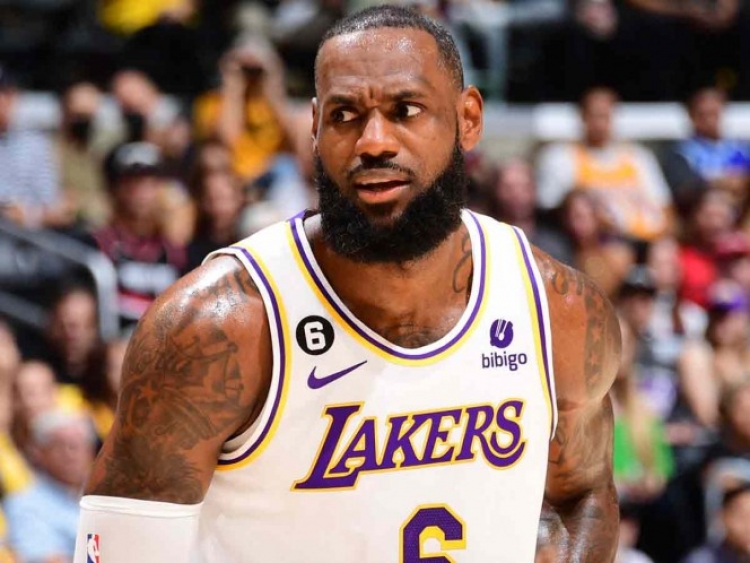 LeBron falla tiro en jugada clave, Lakers suma 3 derrotas al hilo
