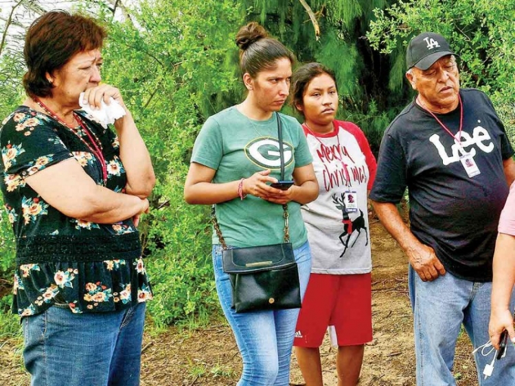 Hasta 11 meses tomar&iacute;a rescate de los mineros; &ldquo;no queremos dinero, sino a ellos&rdquo;